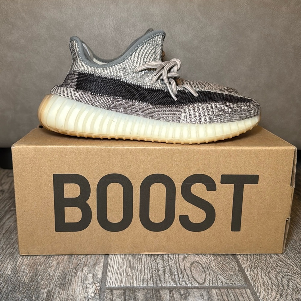 Yeezy Boost 350 V2